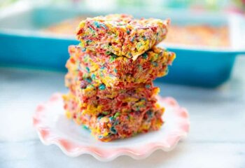 fruity pebbles jumbo krispie treat